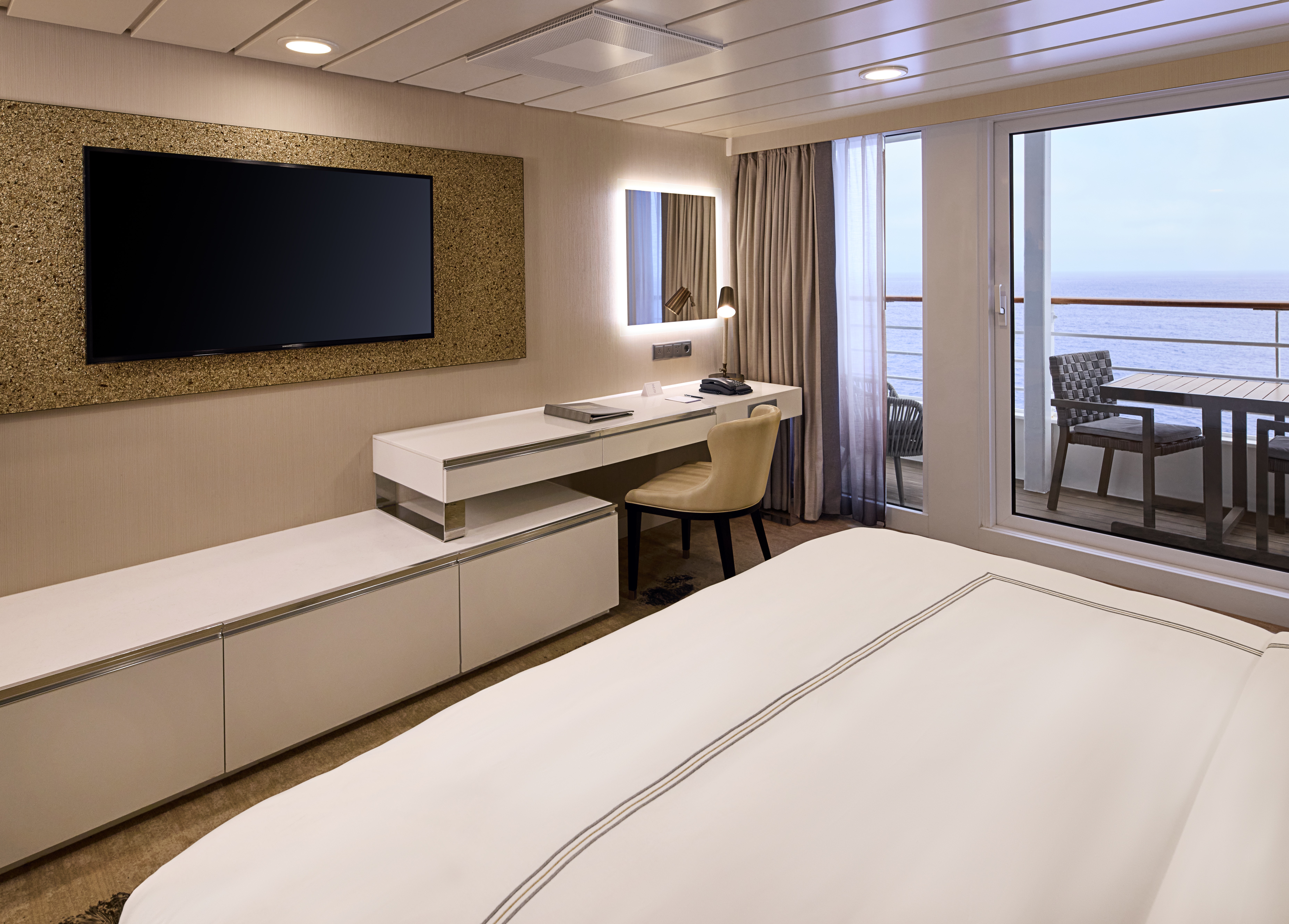 Azamara Azamara Journey Continent Suite Bedroom ©Michael Pisarri.jpg